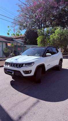 JEEP COMPASS 2.0 16V DIESEL LONGITUDE 4X4 AUTOMÁTICO JEEP COMPASS 2.0 16V DIESEL LONGITUDE 4X4 AUTOMÁTICO